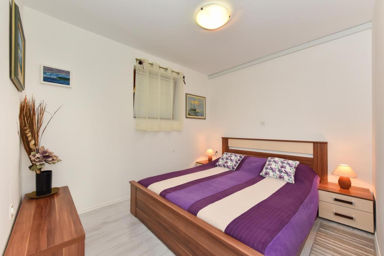 Lovely In The Groundfloor Apartament *